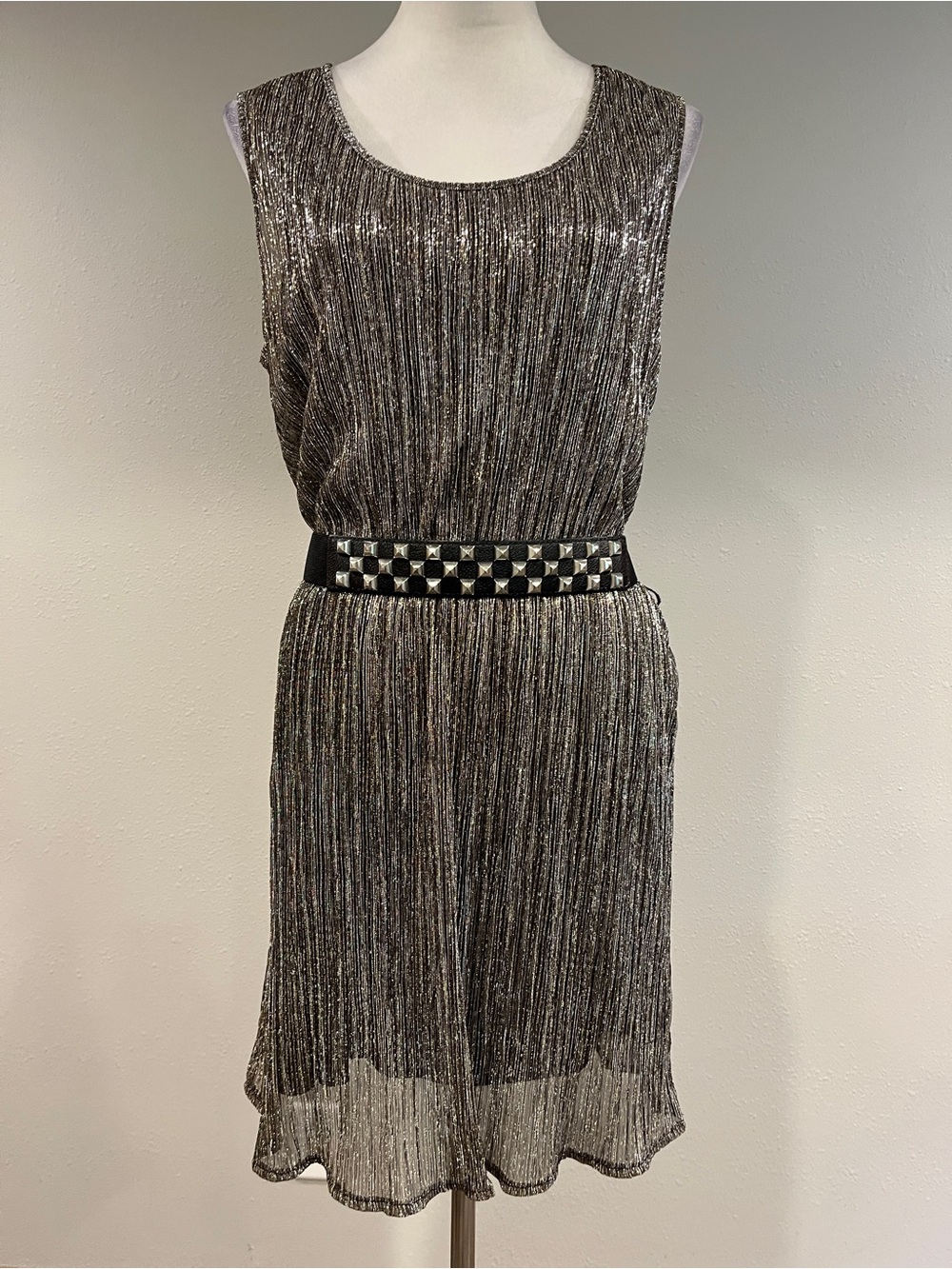 Sleeveless Metallic Silver mini Dress with belt